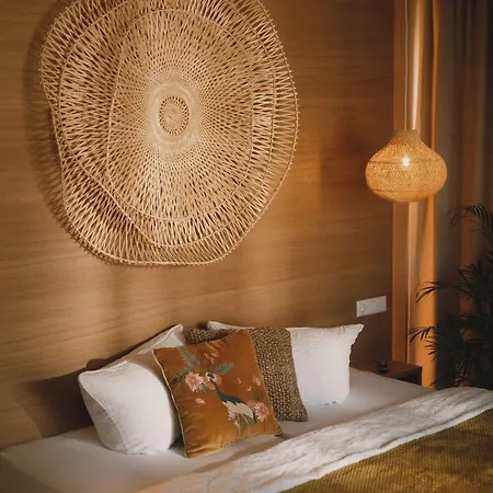 2places Soul Hotel